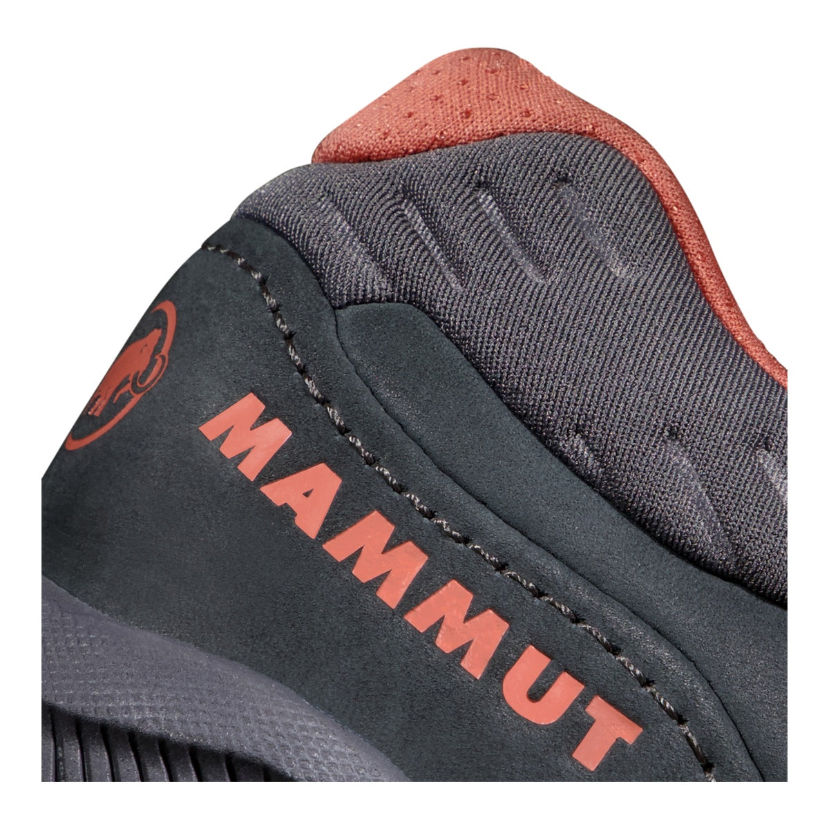 Pantofi Drumetie Femei Mammut Nova IV Low GTX Black-Apricot Brandy