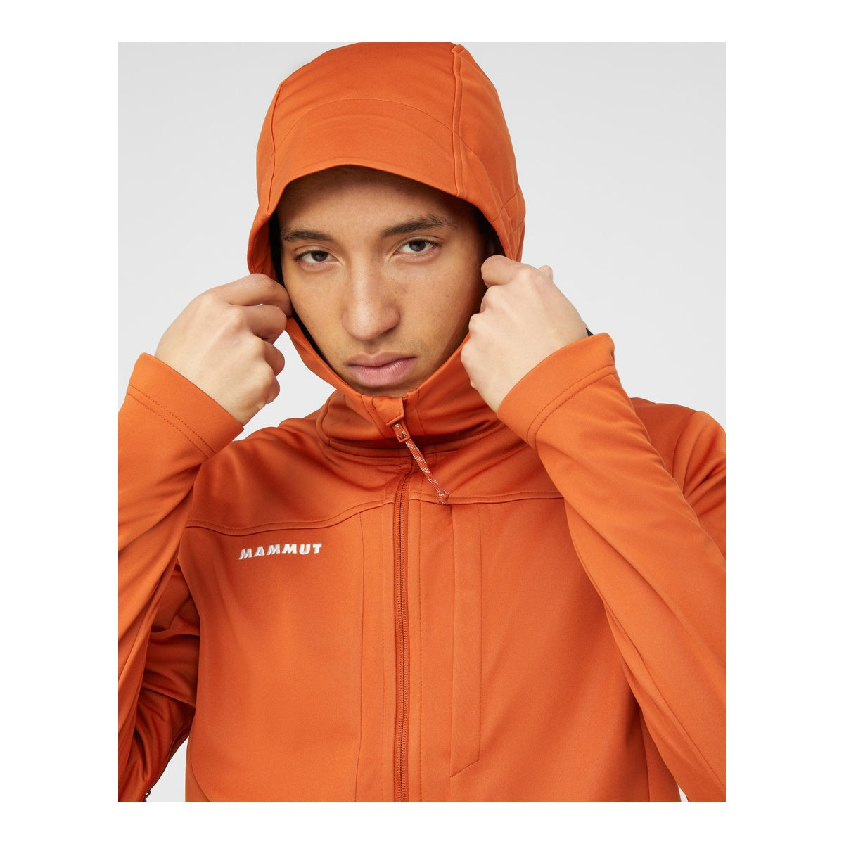 Jacheta Softshell Barbati Mammut Ultimate VIII So Hooded Brown