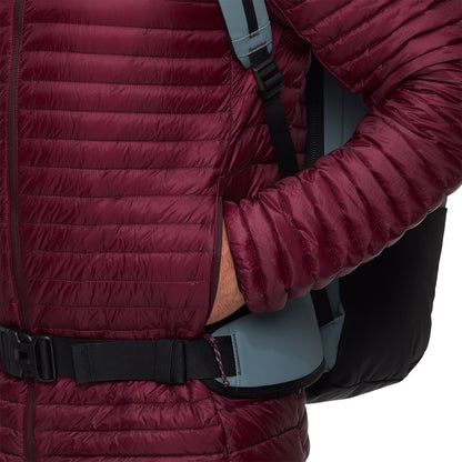 Jacheta Barbati Mammut Broad Peak Light In Hooded Vin