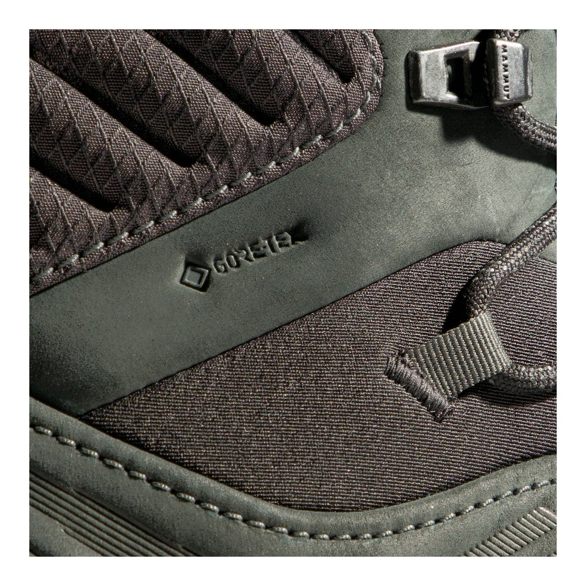 Bocanci Drumetie Barbati Mammut Mercury IV Mid GTX Black