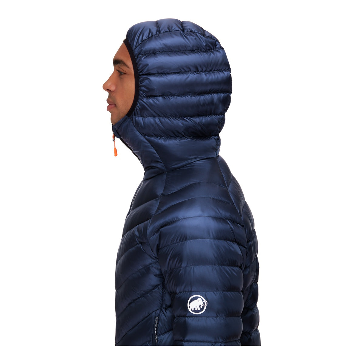 Geaca Puf Barbati Mammut Broad Peak IN Hooded Marine-Black