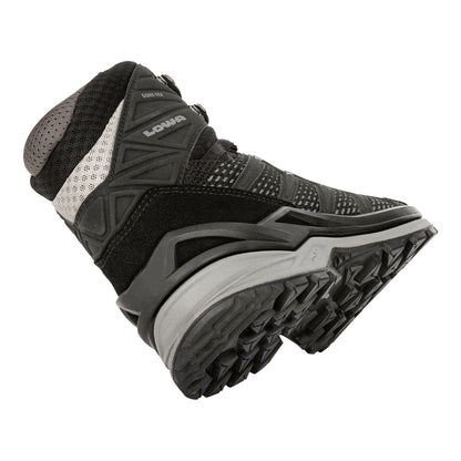 Bocanci Drumetie Barbati Lowa Innox Pro GTX MID Black
