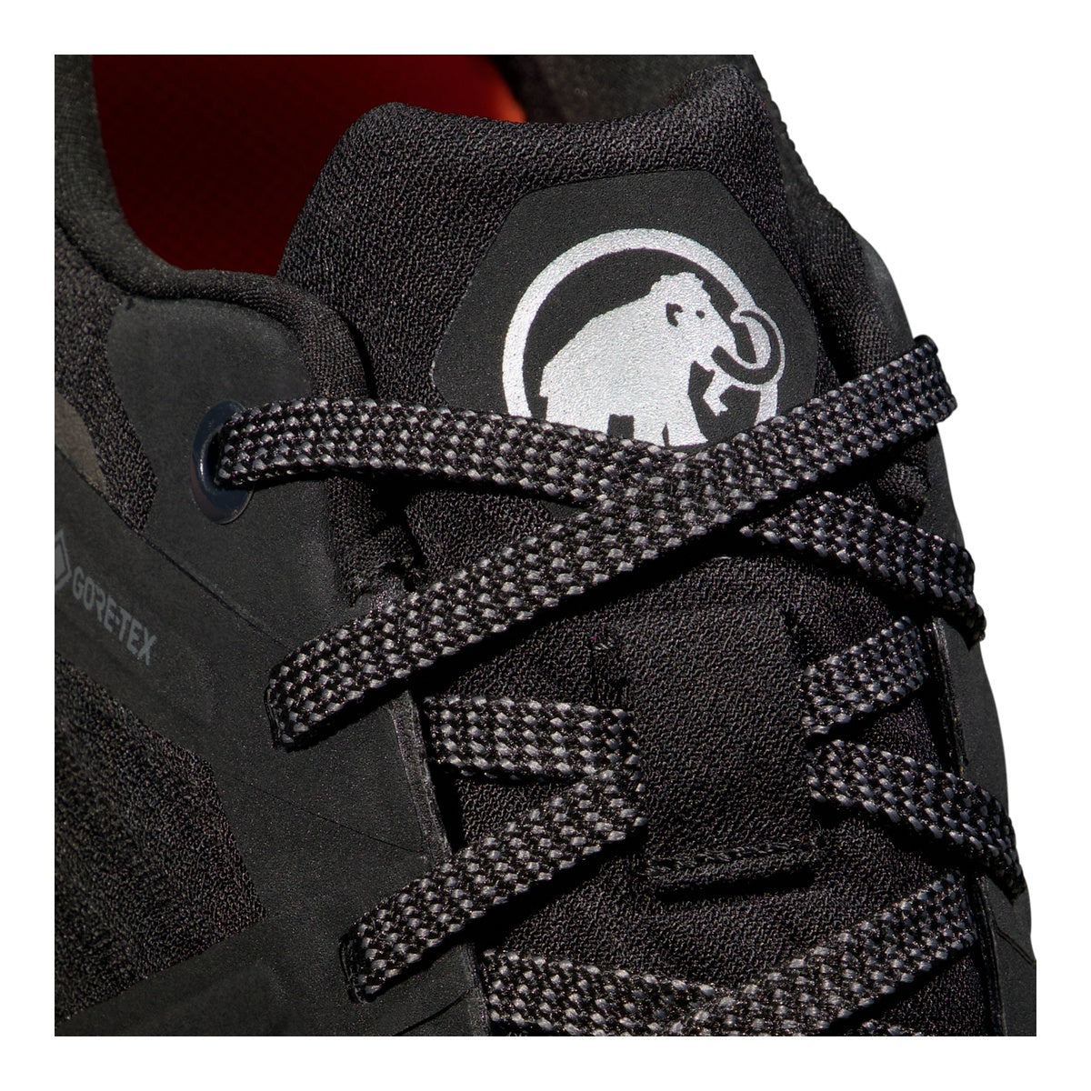 Pantofi Drumetie Femei Mammut Ultimate III Low GTX Black