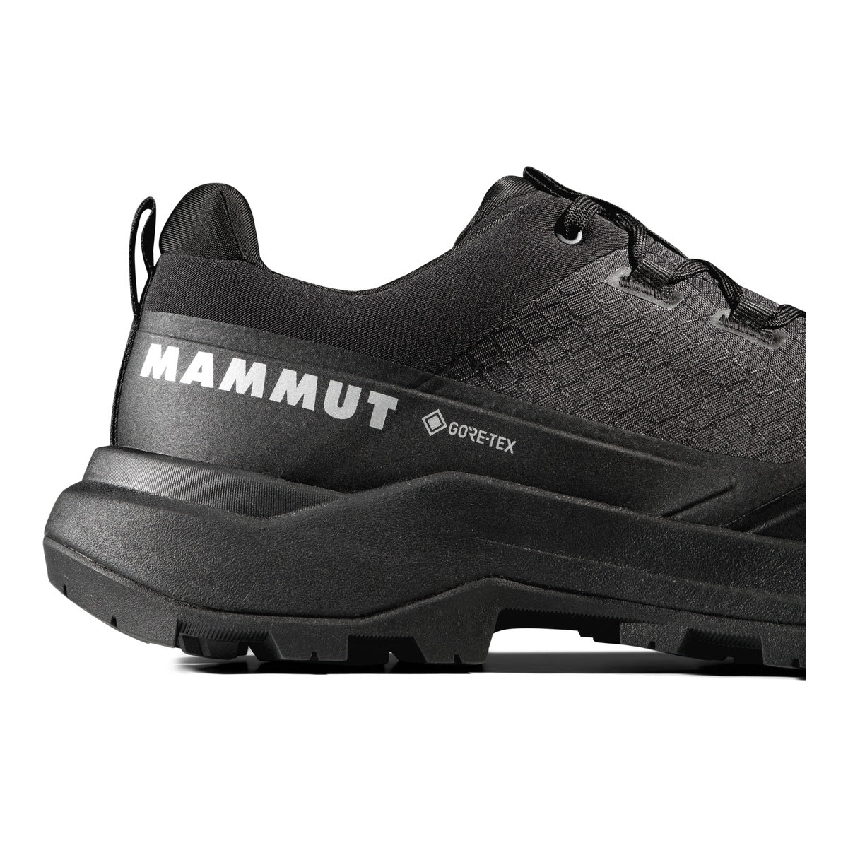 Pantofi Drumetie Barbati Mammut Sertig III Low GTX Black