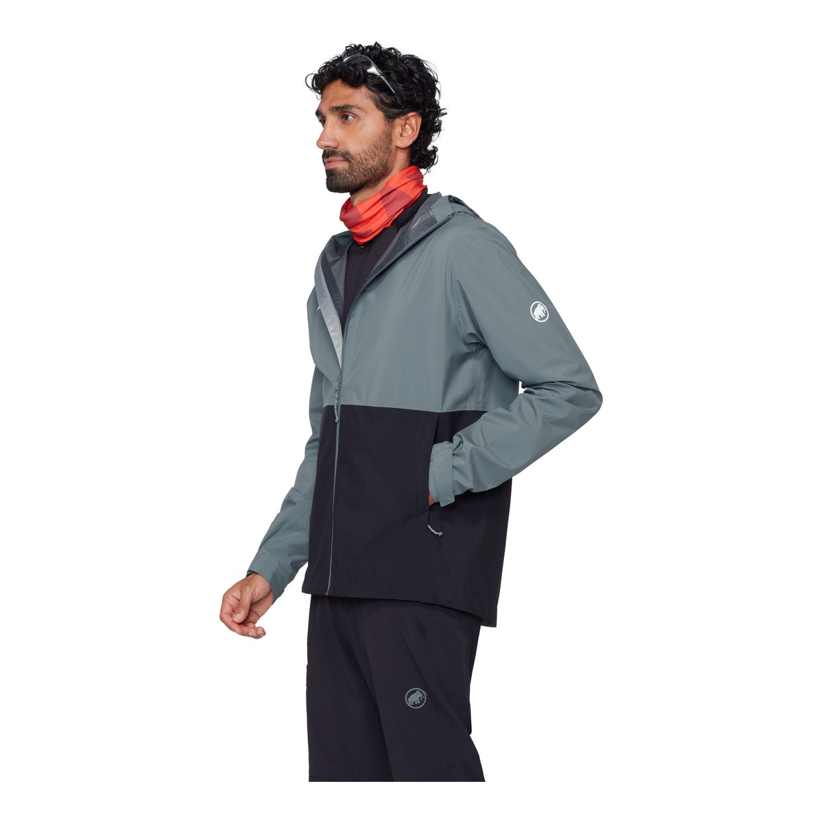 Jacheta Barbati Mammut Linard Light HS Hooded Black-Strata