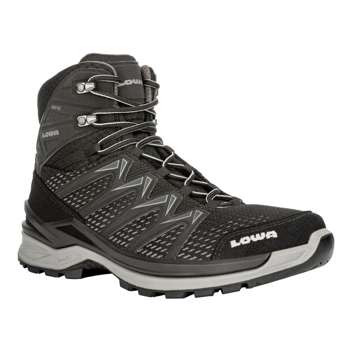 Bocanci Drumetie Barbati Lowa Innox Pro GTX MID Black