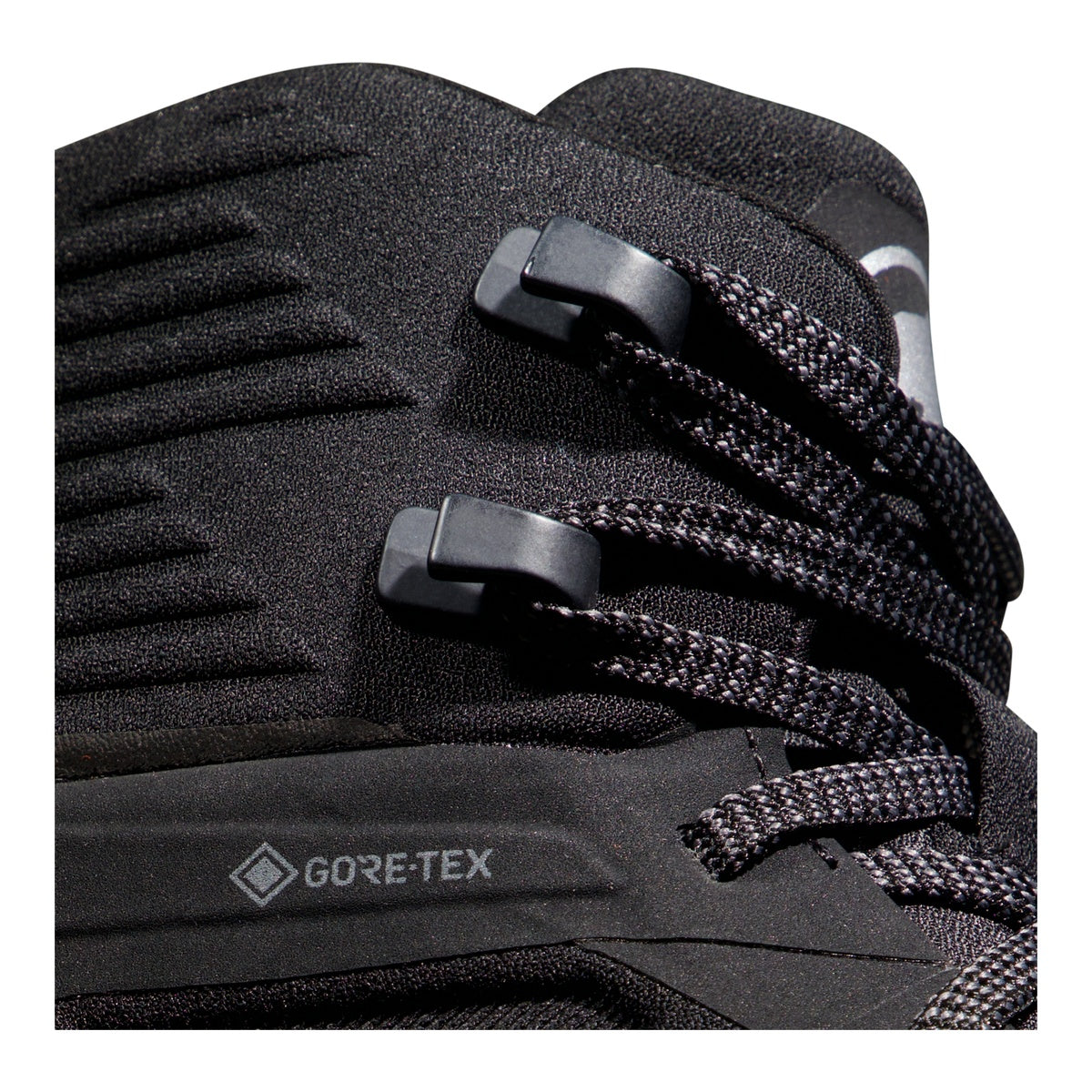 Bocanci Drumetie Femei Mammut Ultimate III Mid GTX Black