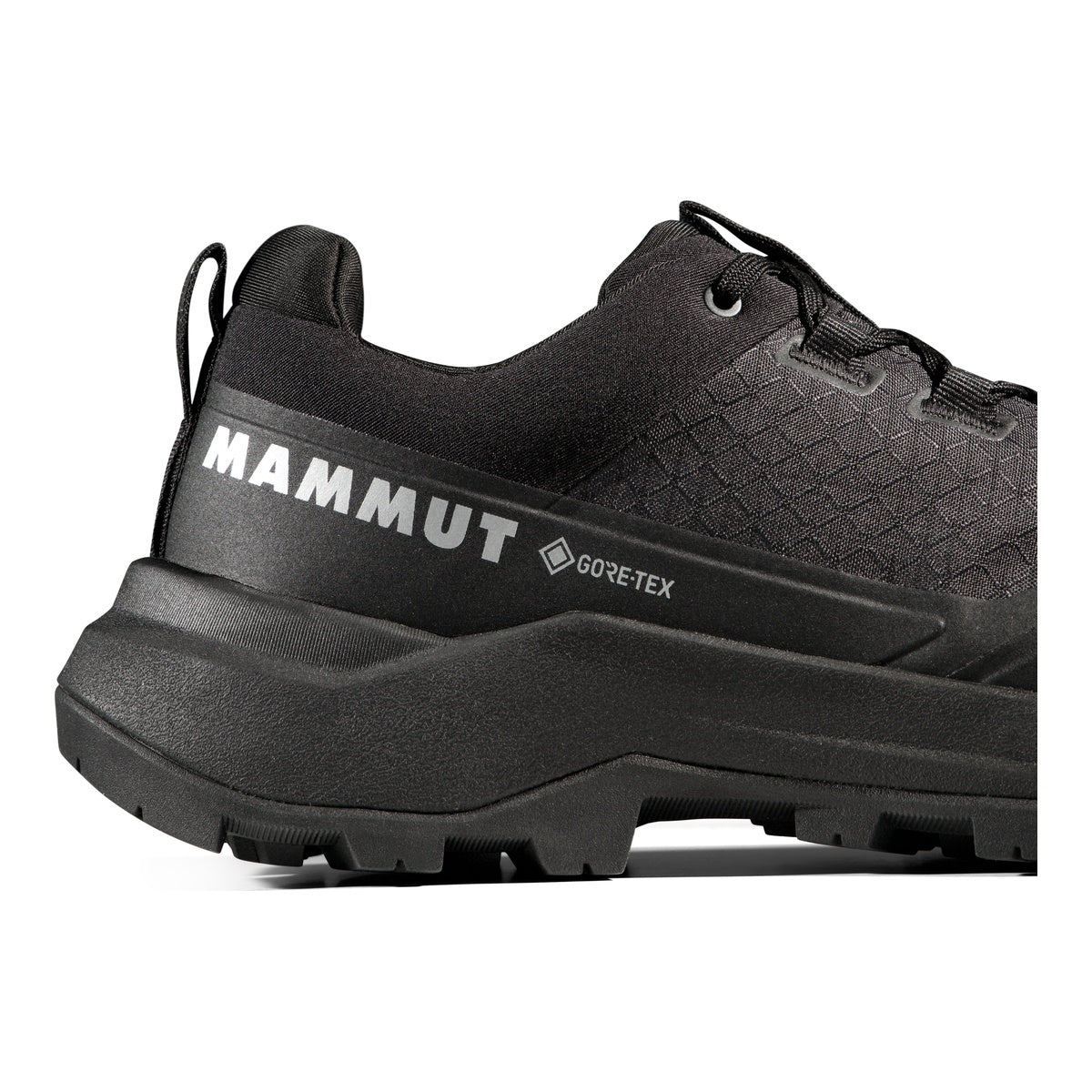 Pantofi Drumetie Femei Mammut Sertig III Low GTX Black