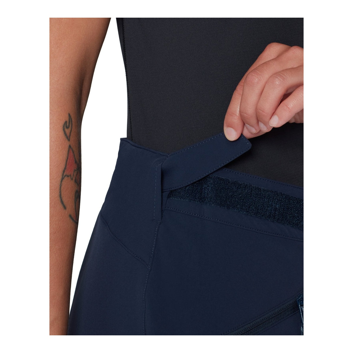 Pantaloni Softshell Femei Mammut Courmayeur So Marine