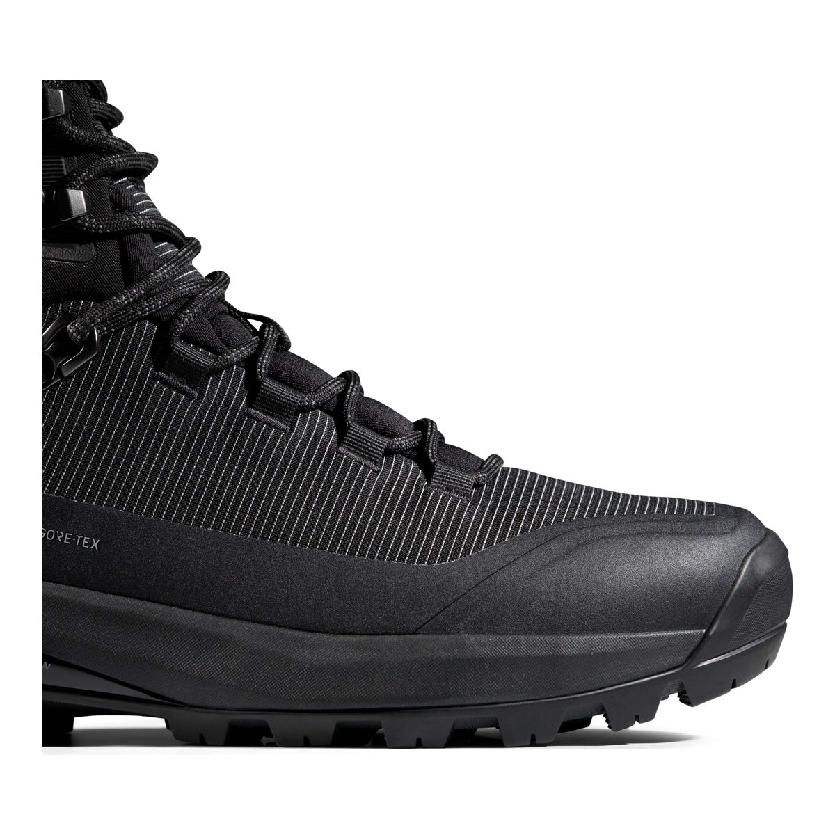 Bocanci Drumetie Femei Mammut Ducan III High GTX Black